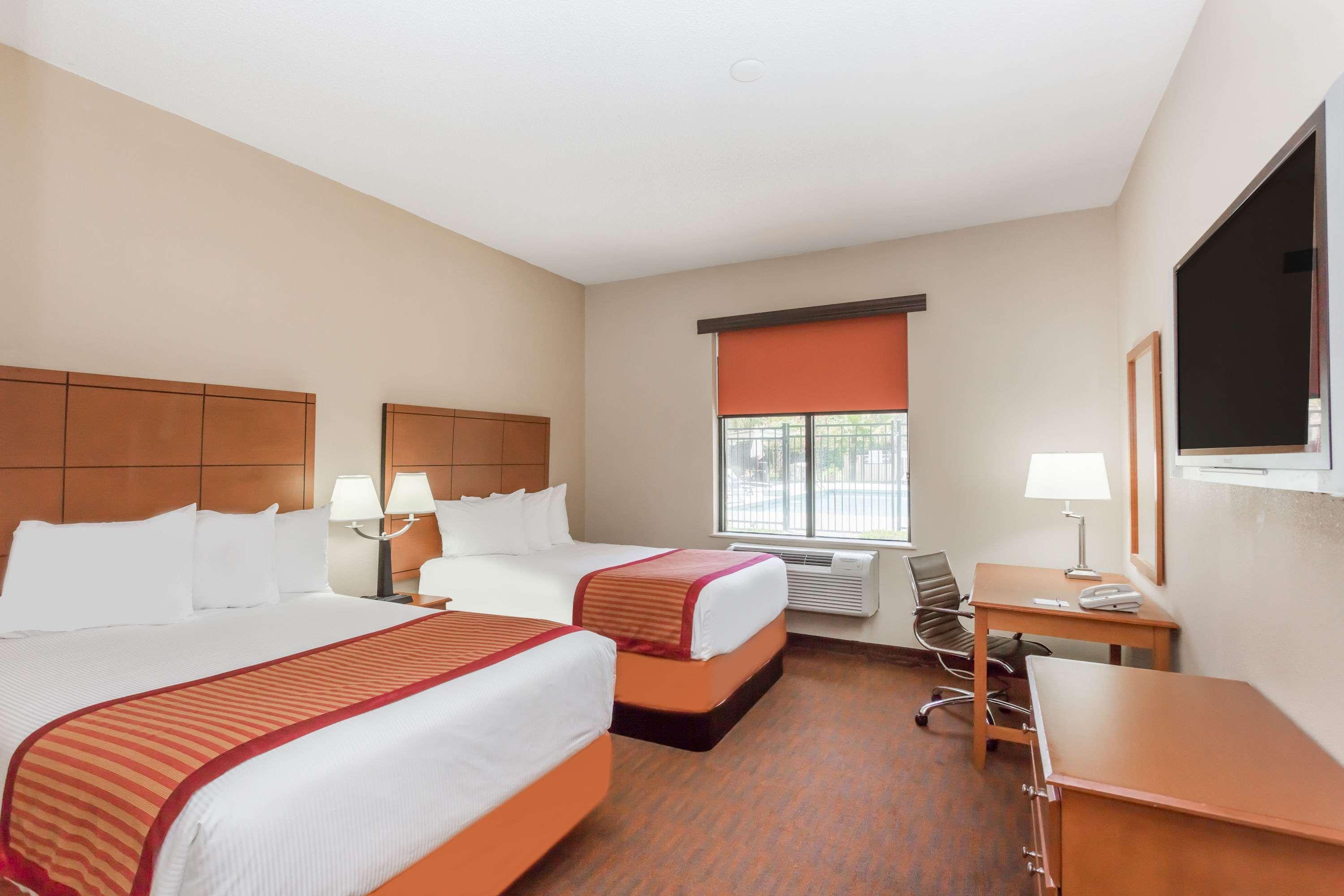 Baymont By Wyndham Savannah/Garden City Port Wentworth Exterior photo