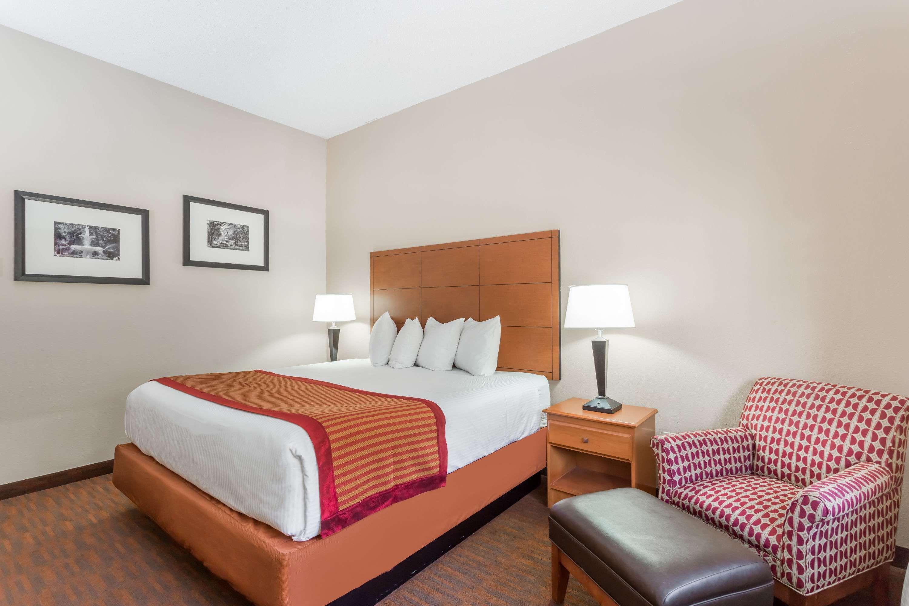 Baymont By Wyndham Savannah/Garden City Port Wentworth Exterior photo
